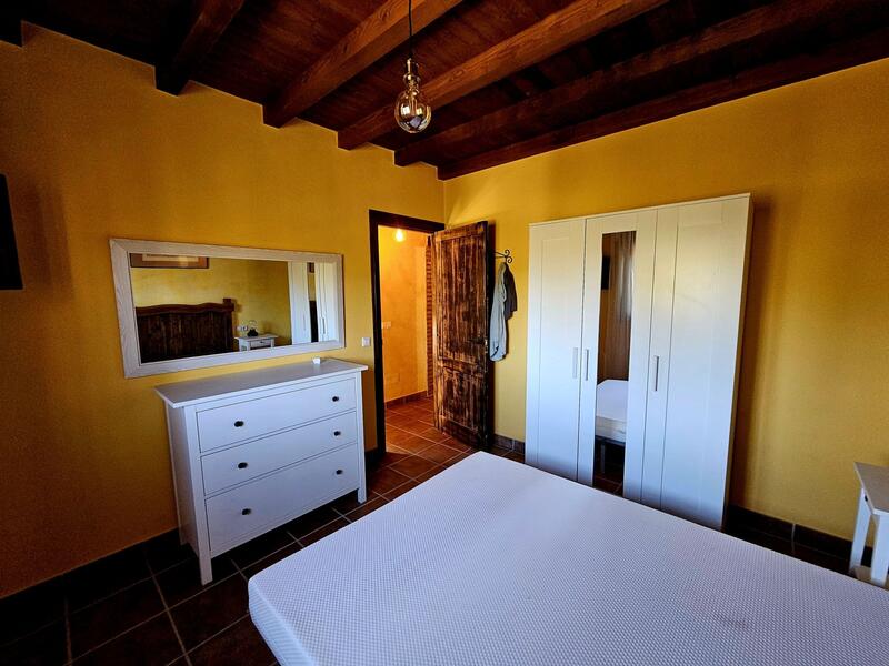 2 bedroom Country House for sale 2 bedroom Country House for sale