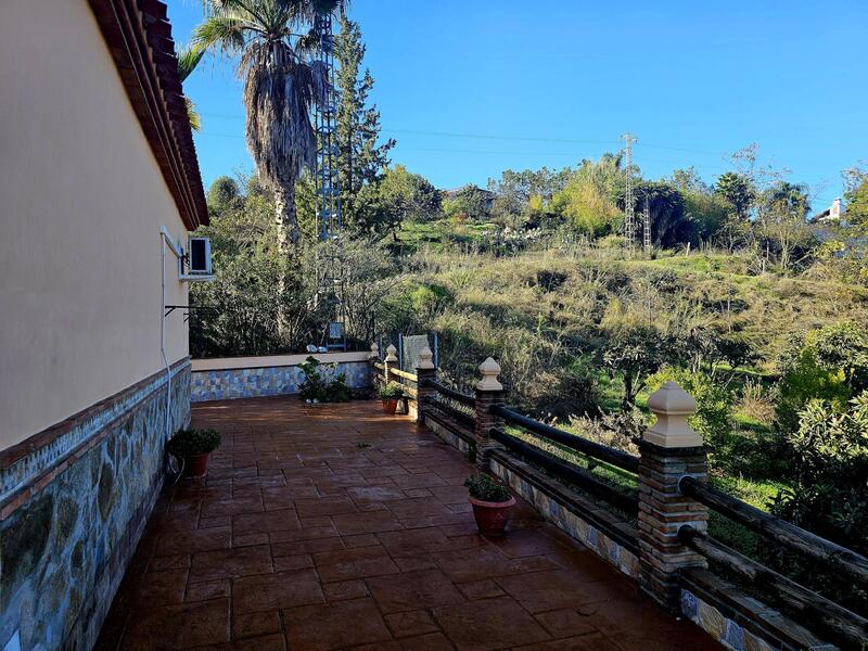 2 bedroom Country House for sale 2 bedroom Country House for sale