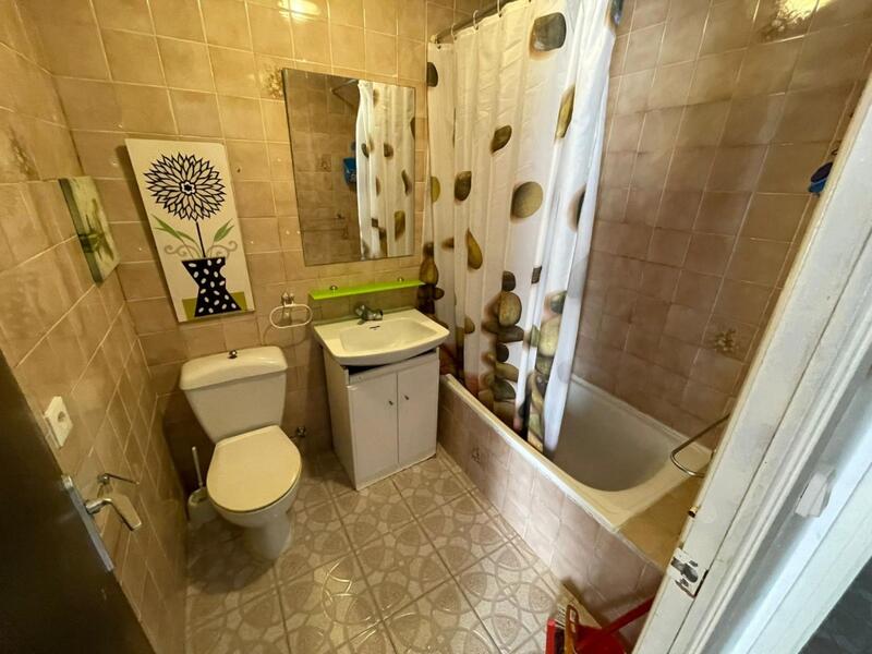 2 Cuarto Villa en venta