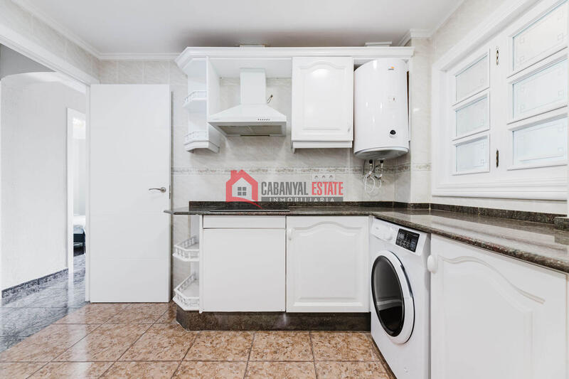 3 bedroom Apartment for sale