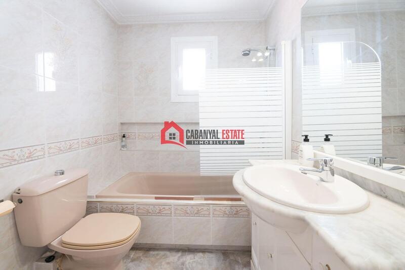 2 bedroom Apartment for Long Term Rent