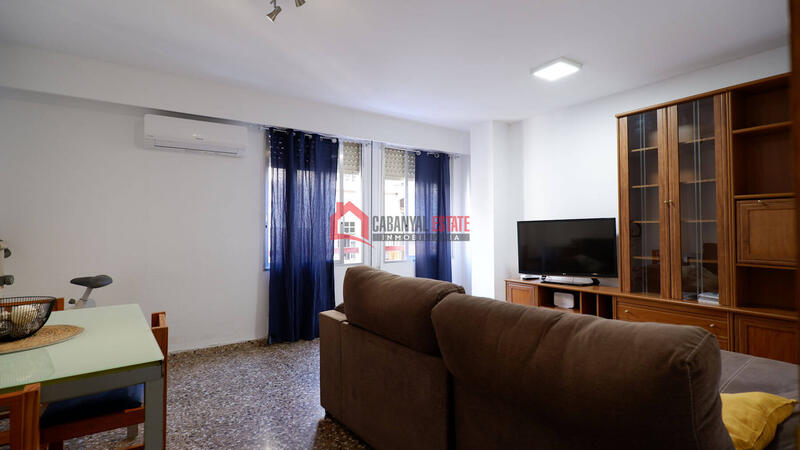 4 bedroom Apartment for Long Term Rent