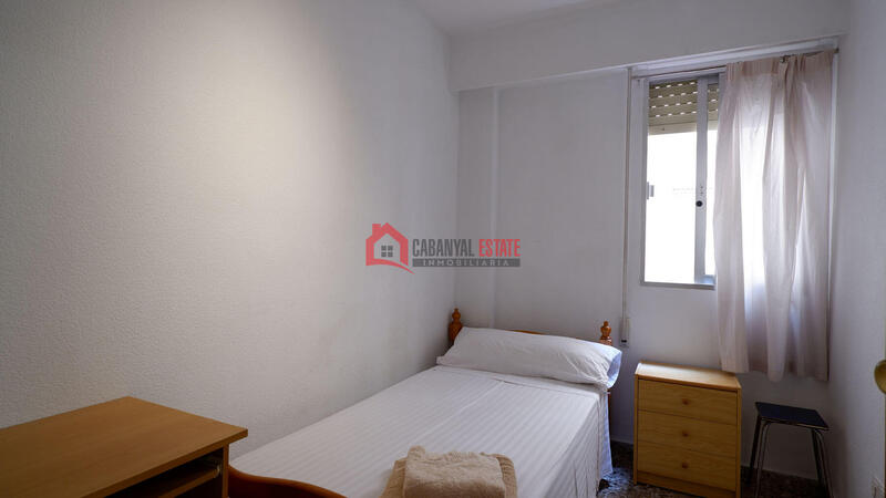 4 bedroom Apartment for Long Term Rent