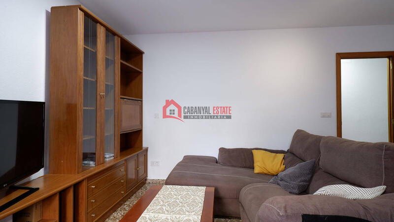 4 bedroom Apartment for Long Term Rent