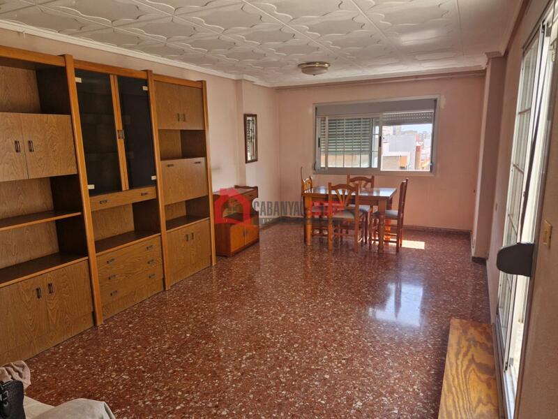 4 bedroom Apartment for sale