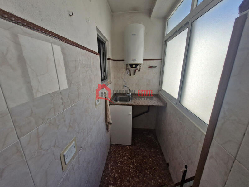 4 bedroom Apartment for sale