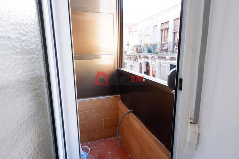 2 bedroom Apartment for Long Term Rent