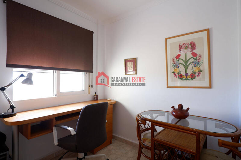 1 bedroom Apartment for Long Term Rent