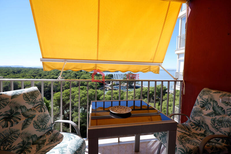 1 bedroom Apartment for Long Term Rent
