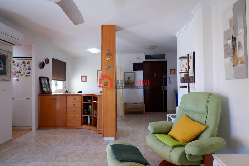 1 bedroom Apartment for Long Term Rent