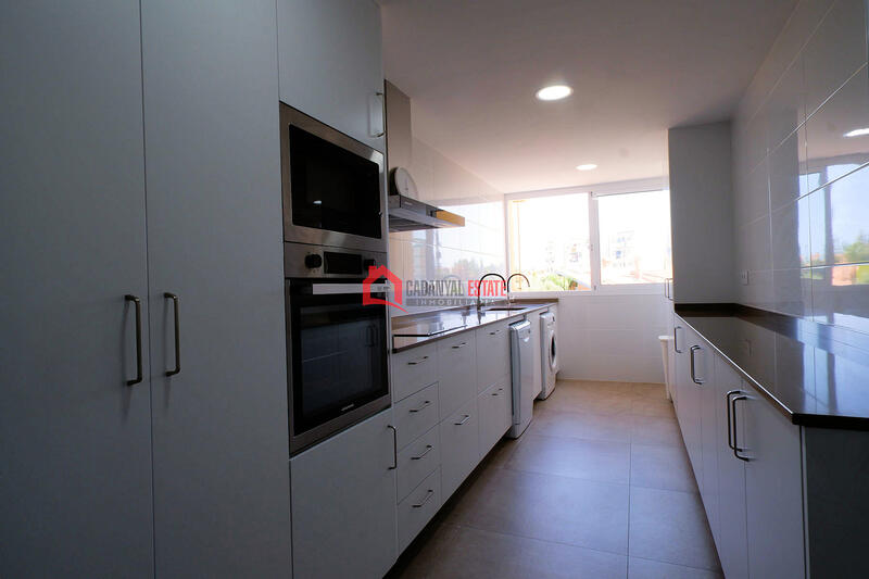3 slaapkamer Appartement voor lange termijn huur