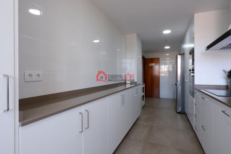 3 slaapkamer Appartement voor lange termijn huur