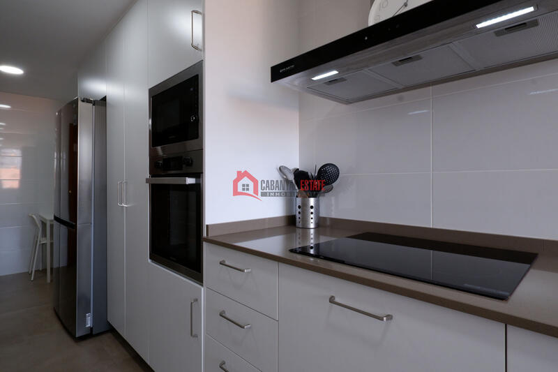 3 slaapkamer Appartement voor lange termijn huur