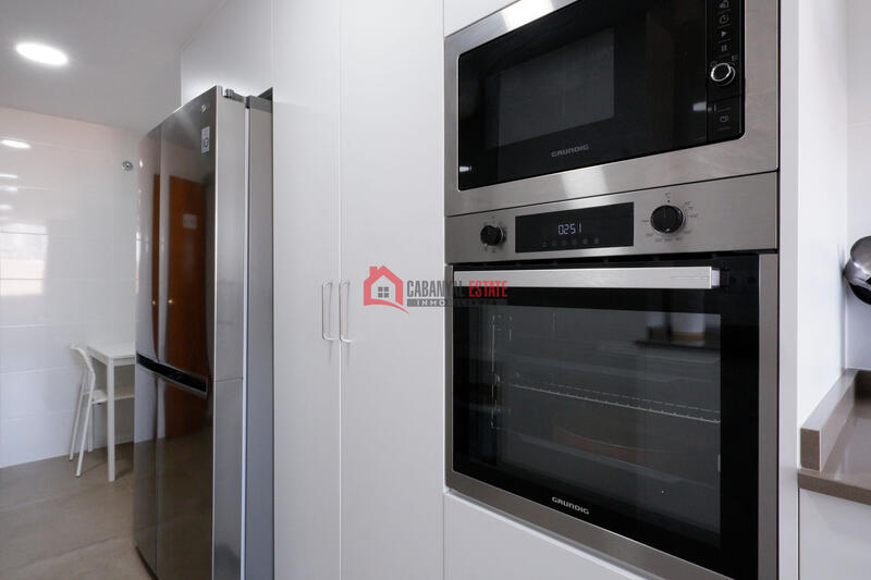 3 slaapkamer Appartement voor lange termijn huur