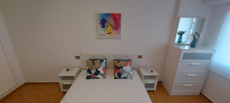 3 bedroom Apartment for sale