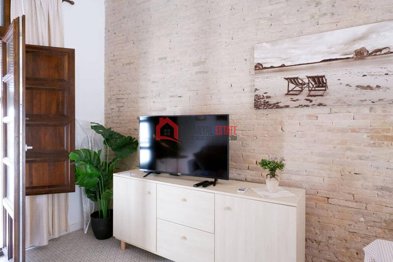 1 bedroom Duplex for Long Term Rent