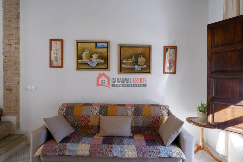 1 bedroom Duplex for Long Term Rent