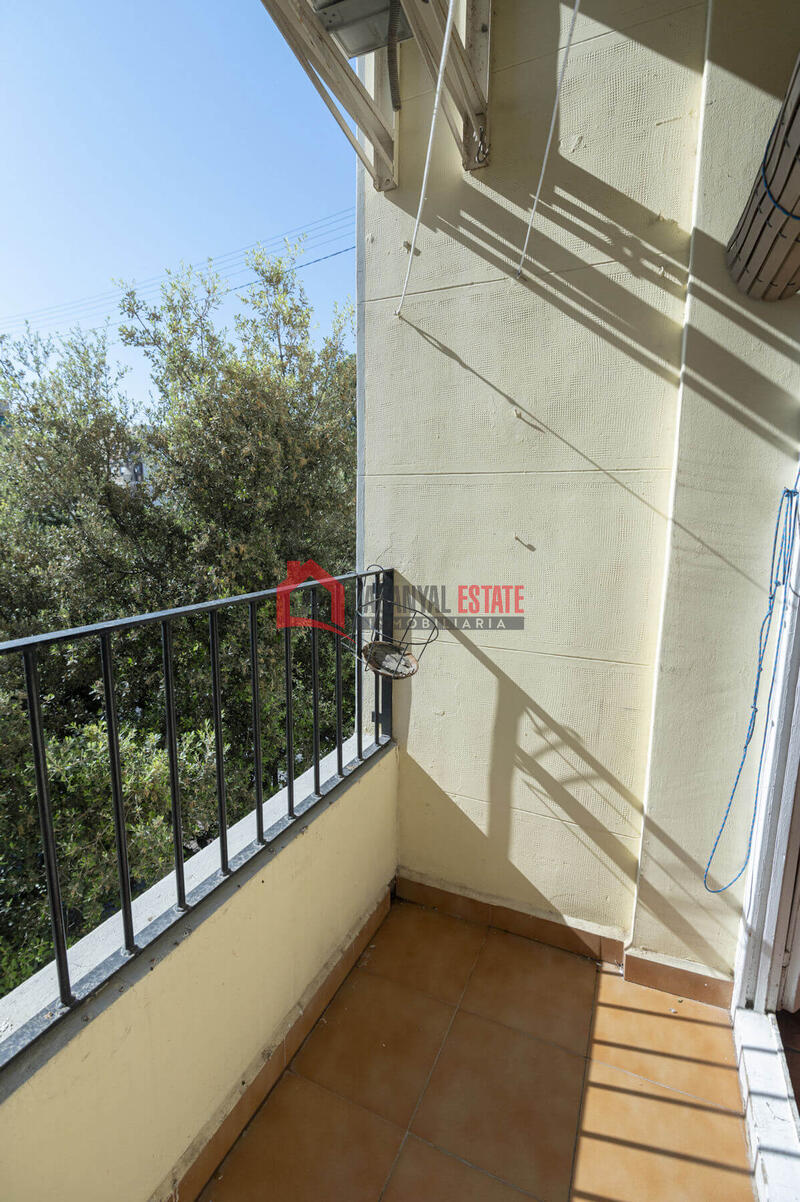 2 bedroom Apartment for Long Term Rent