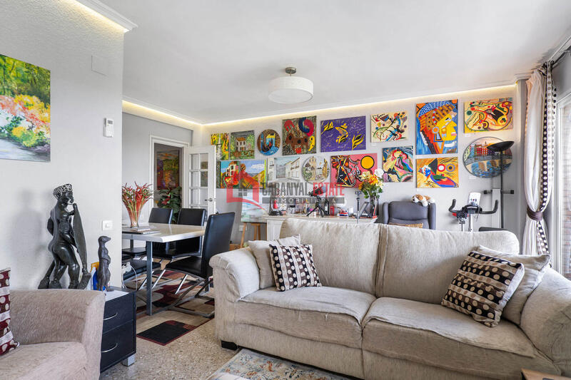 4 bedroom Apartment for sale