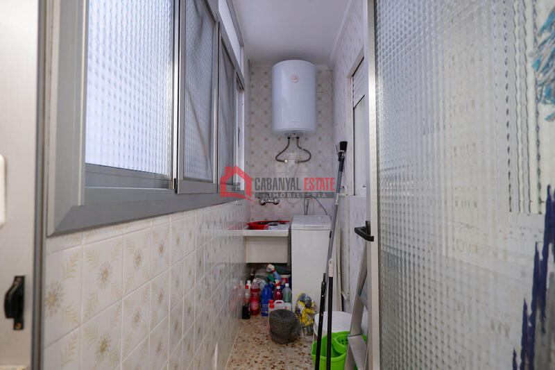 4 bedroom Apartment for Long Term Rent 4 bedroom Apartment for Long Term Rent