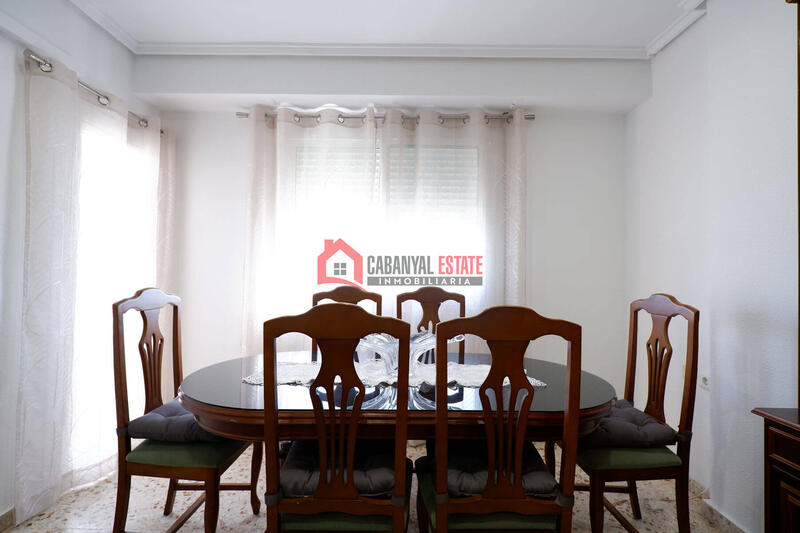 4 bedroom Apartment for Long Term Rent 4 bedroom Apartment for Long Term Rent