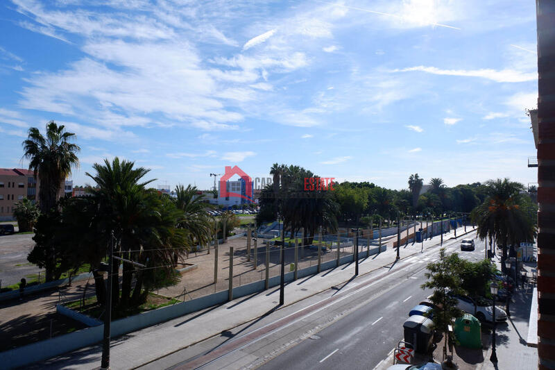 4 bedroom Apartment for Long Term Rent 4 bedroom Apartment for Long Term Rent