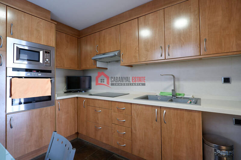 4 soverom Leilighet til salgs 4 soverom Leilighet til salgs