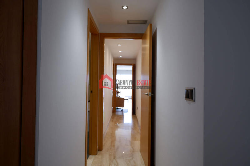 4 soverom Leilighet til salgs 4 soverom Leilighet til salgs