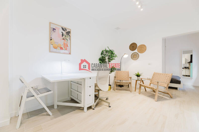 1 slaapkamer Appartement voor lange termijn huur