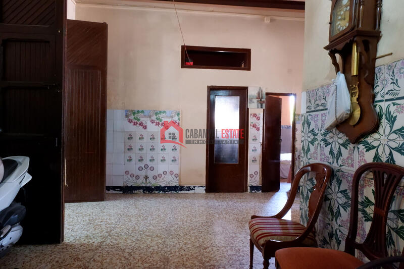 4 bedroom Apartment for sale