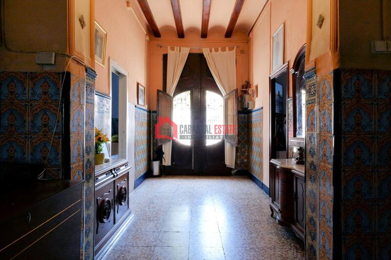 4 bedroom Apartment for sale