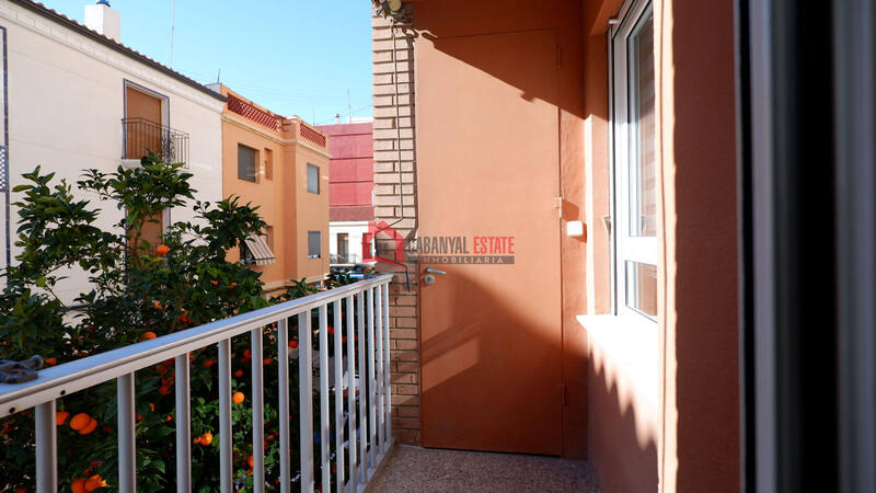 3 bedroom Apartment for Long Term Rent