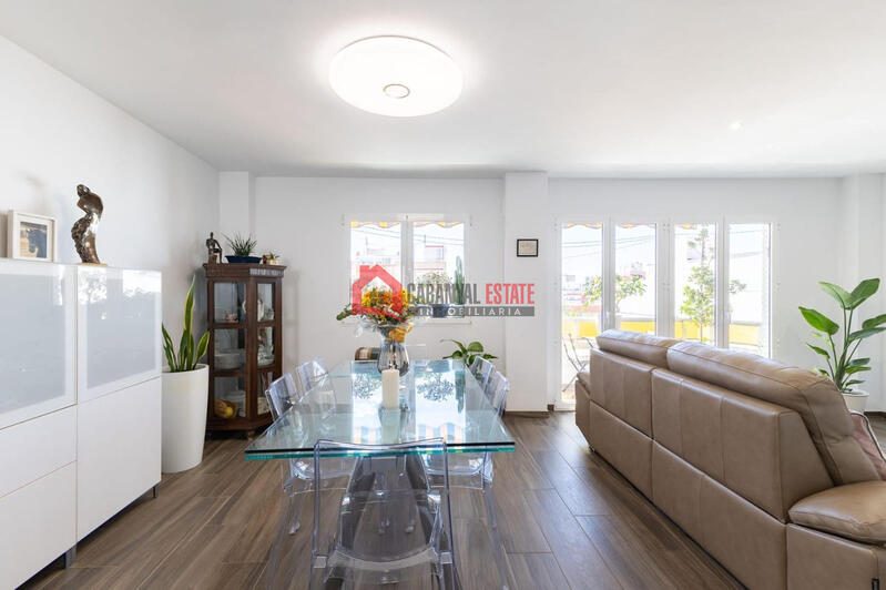 2 bedroom Apartment for Long Term Rent