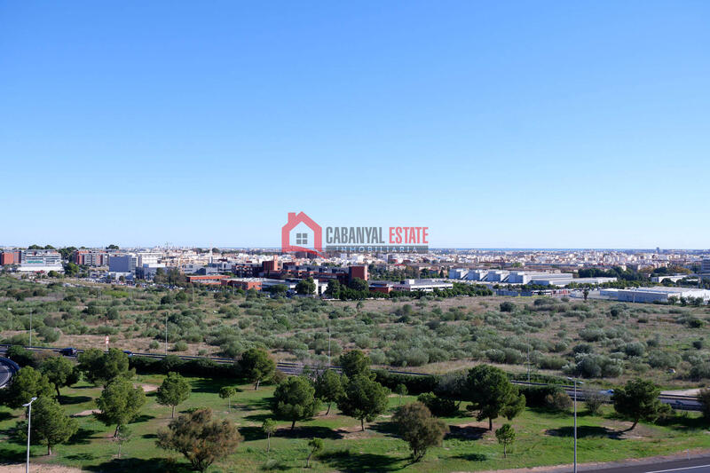 3 спальная комната квартира продается