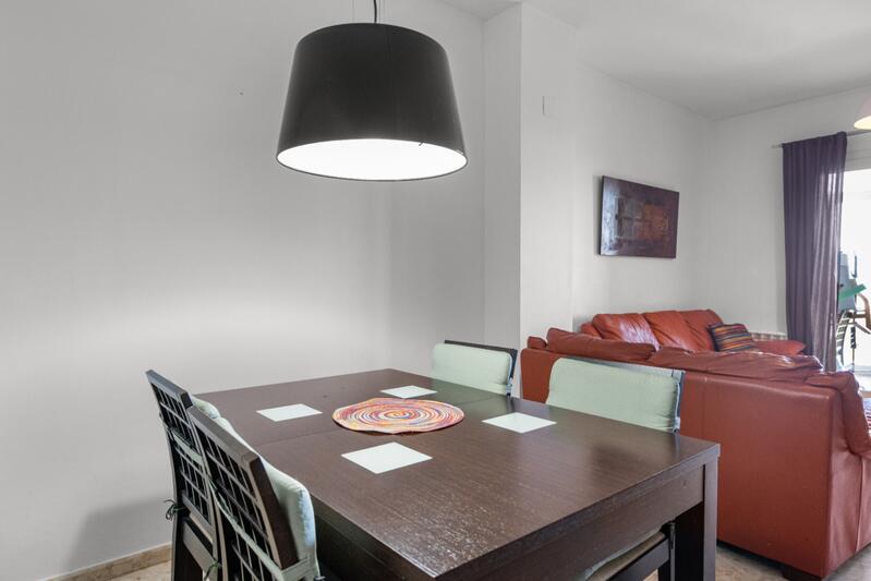 3 спальная комната квартира продается