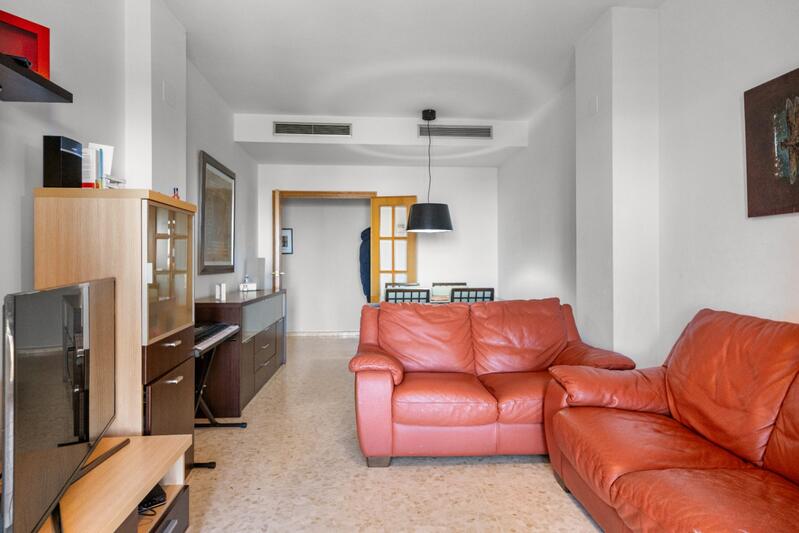 3 спальная комната квартира продается