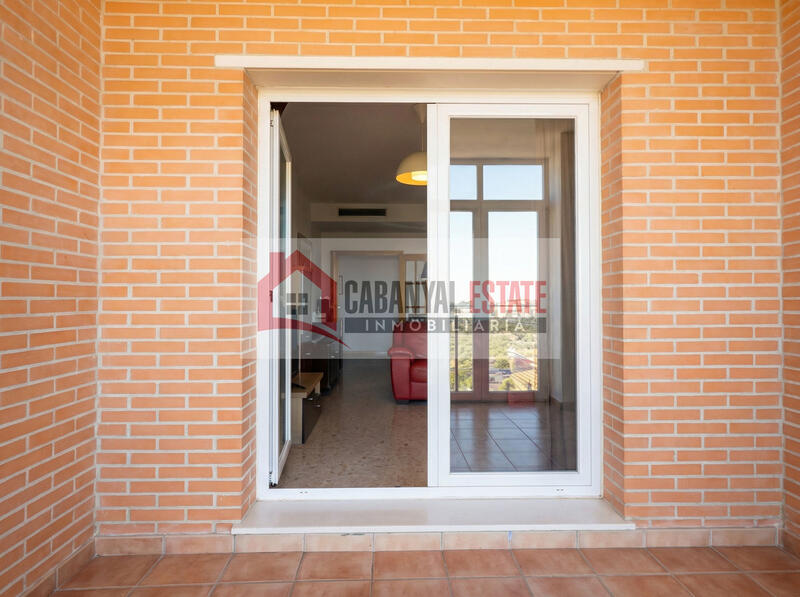 3 спальная комната квартира продается