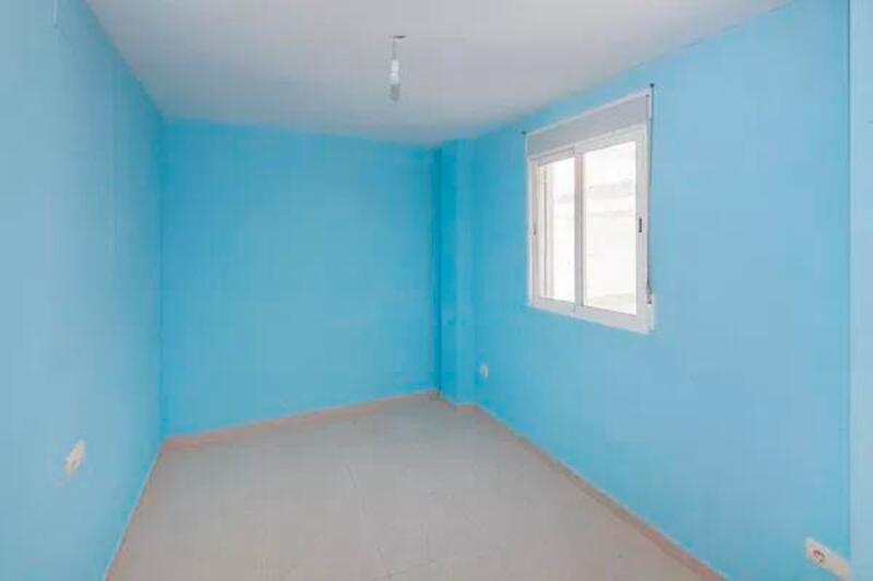 4 bedroom Apartment for sale