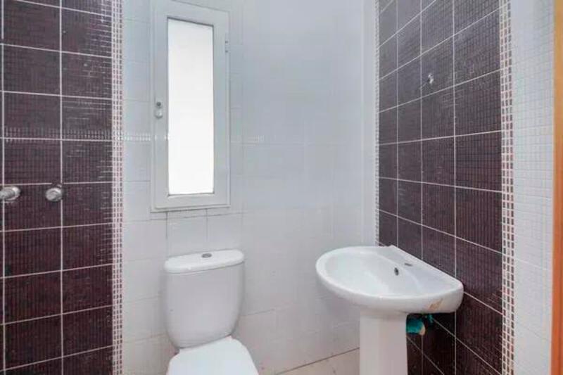 4 bedroom Apartment for sale