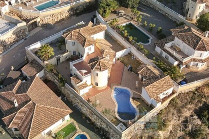 Villa Te koop in Arboleas, Almería