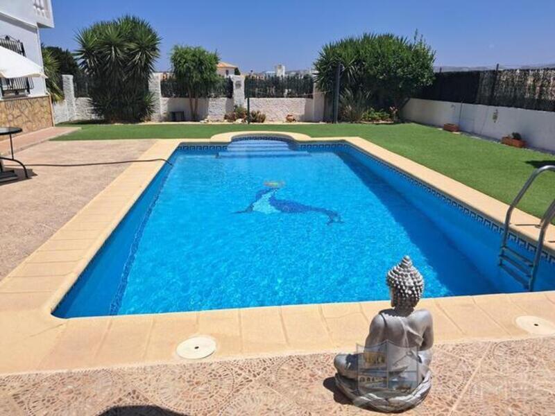 3 Cuarto Villa en venta