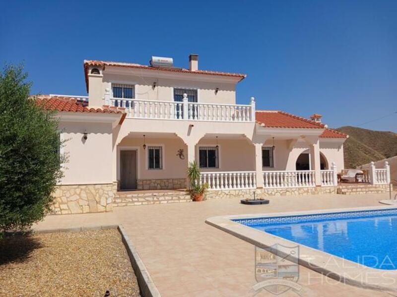 3 bedroom Villa for sale