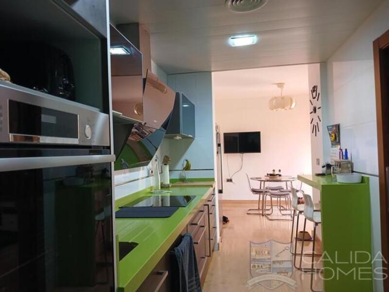 2 bedroom Townhouse for sale