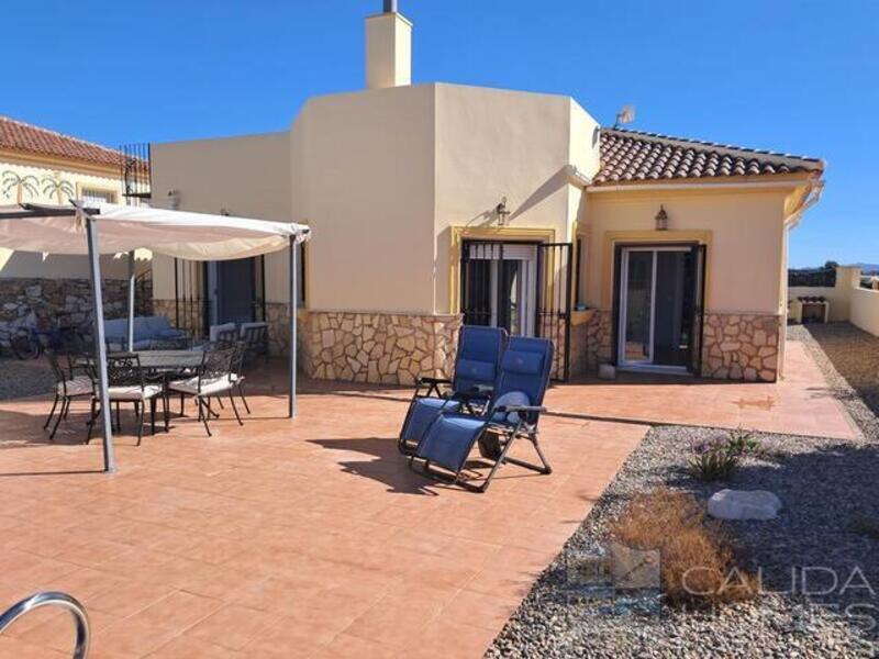 вилла продается в Arboleas, Almería