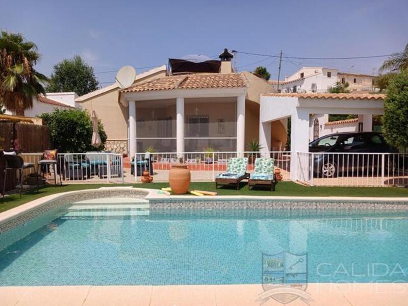вилла продается в Arboleas, Almería