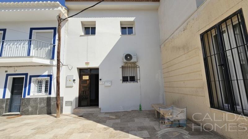 Gezinswoning Te koop in Cantoria, Almería
