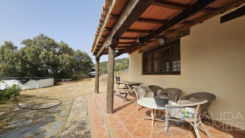 2 bedroom Country House for sale
