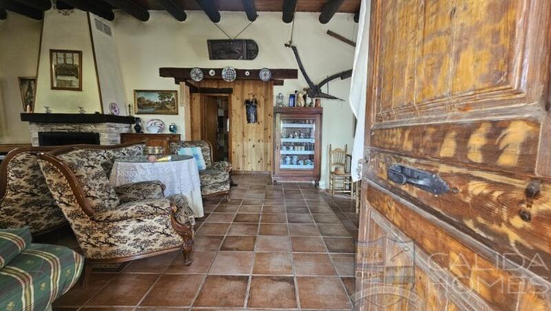 2 bedroom Country House for sale