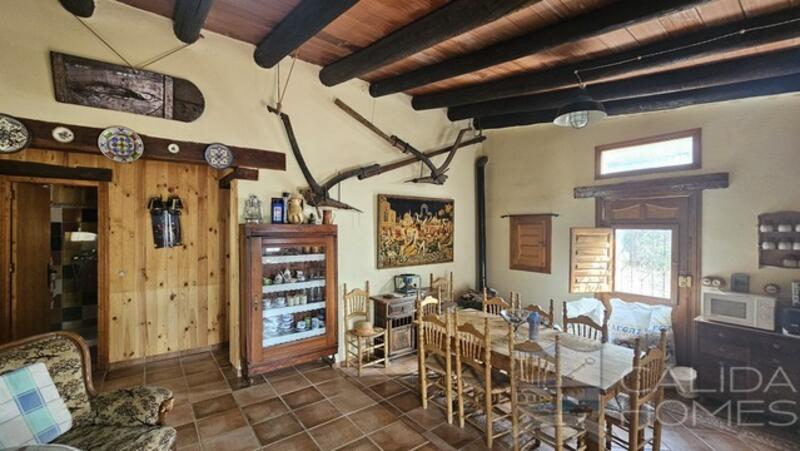 2 bedroom Country House for sale
