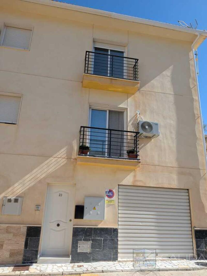 Rekkehus til salgs i Macael, Almería
